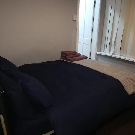 Double Ensuite Room In The Heart Of Preston Centre 프레스턴 외부 사진